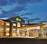 Holiday Inn Express  Suites Nampa - Accommodation Alabama