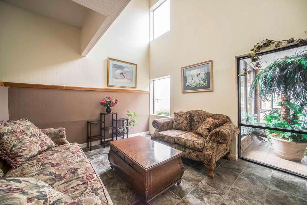 Econo Lodge - thumb 3