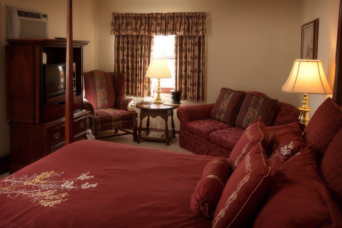 Crescent Lodge & Country Inn - thumb 2