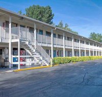Motel 6 Bishop - Accommodation Alabama