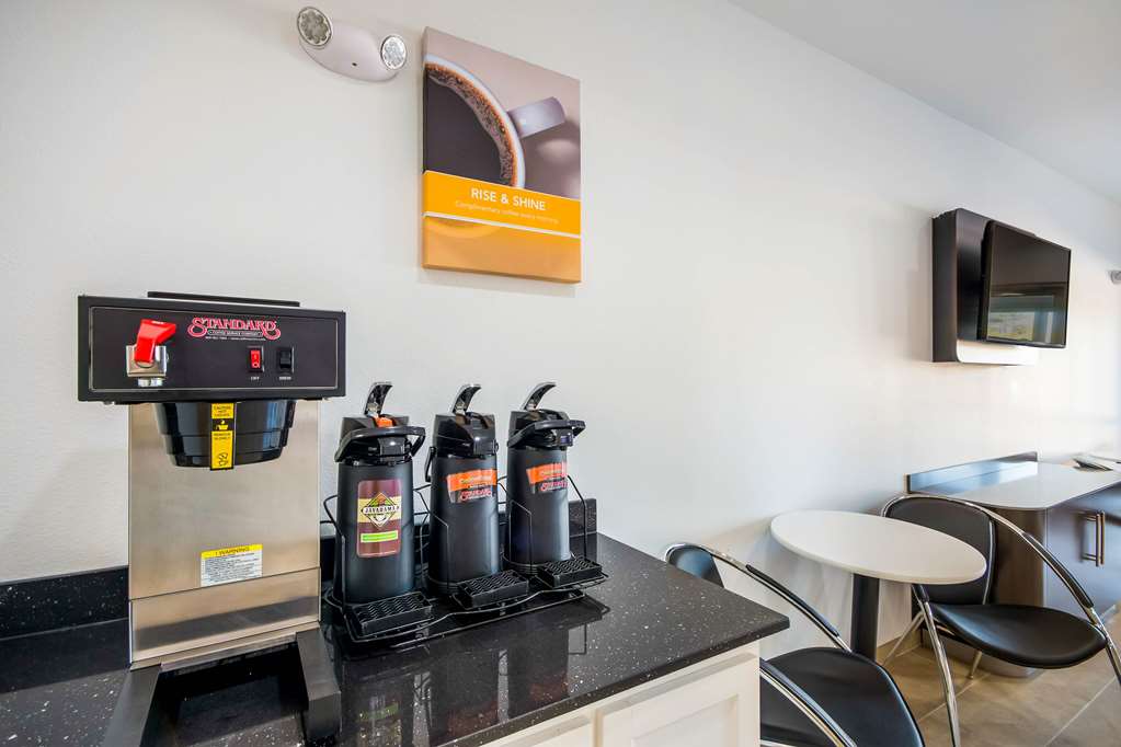 Motel 6 Channelview - thumb 13