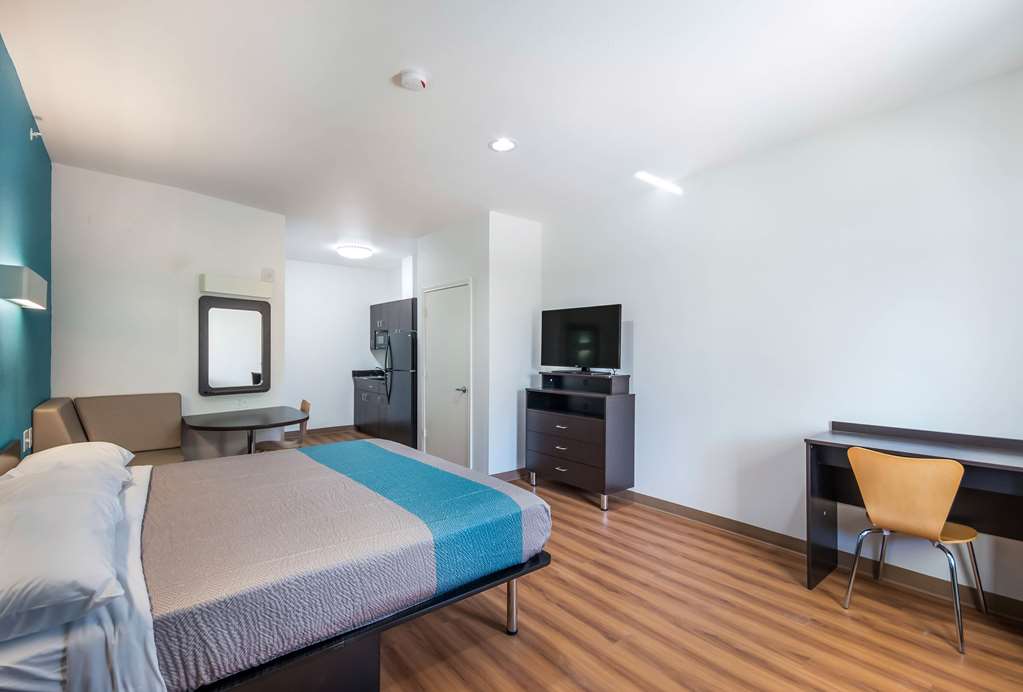 Motel 6 Channelview - thumb 15