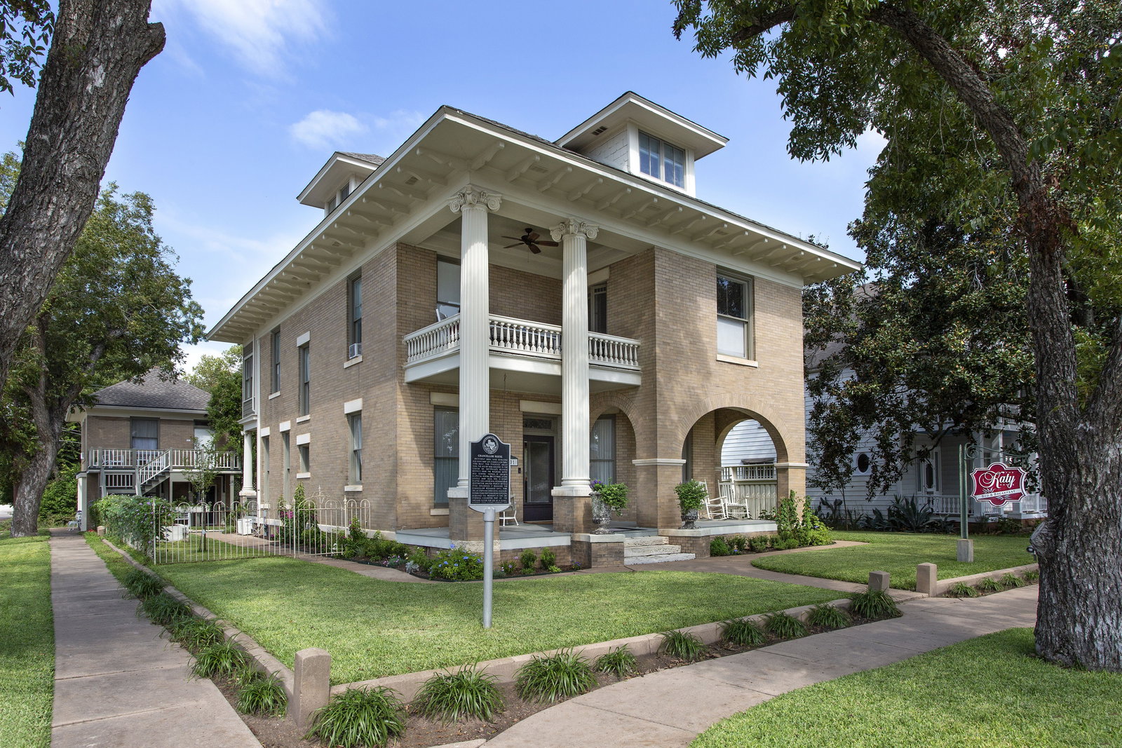 Katy House Bed & Breakfast - thumb 0