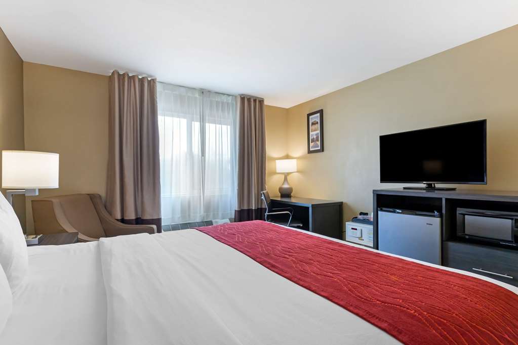 Comfort Inn & Suites - thumb 6