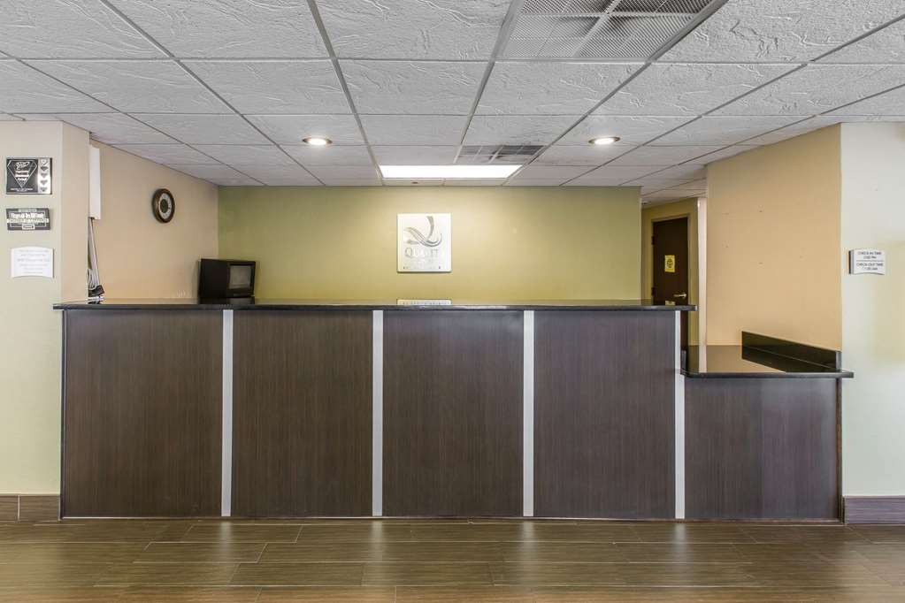 Quality Inn Fitzgerald - thumb 3