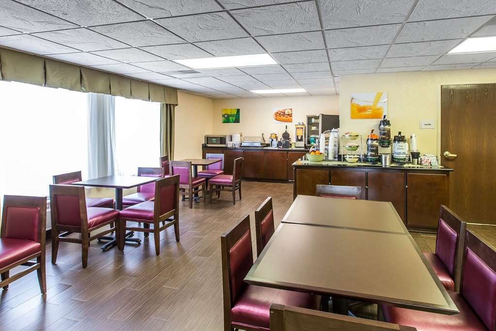 Quality Inn Fitzgerald - thumb 13