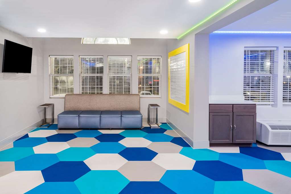 Microtel Inn & Suites By Wyndham Athens - thumb 5