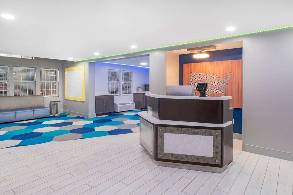 Microtel Inn & Suites By Wyndham Athens - thumb 6