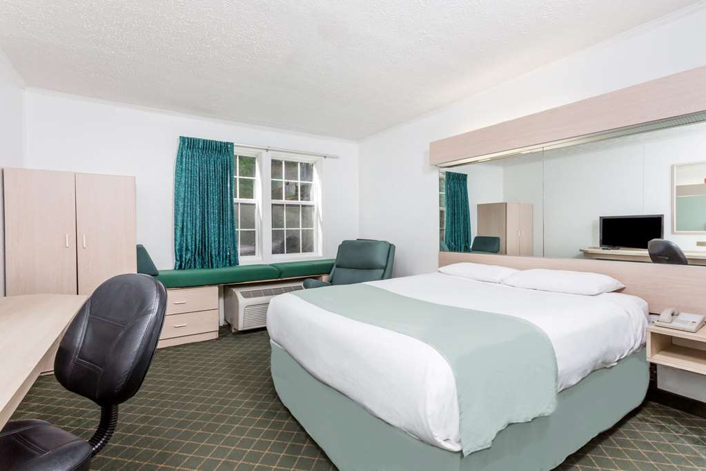 Microtel Inn & Suites By Wyndham Athens - thumb 11