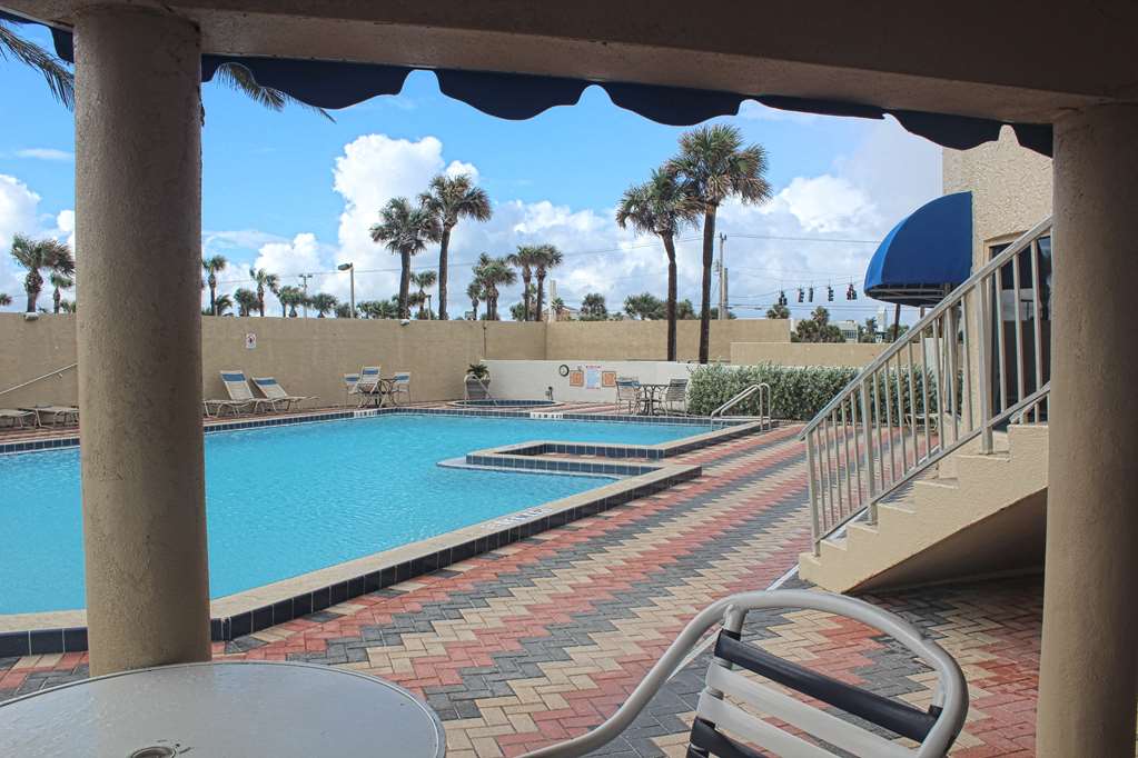 Radisson Suite Hotel Oceanfront - thumb 5