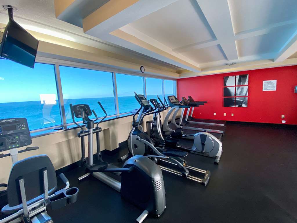 Radisson Suite Hotel Oceanfront - thumb 11