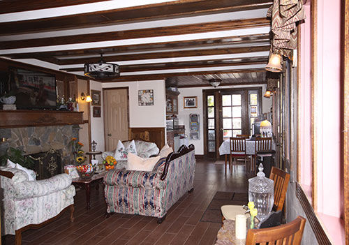 Arrowhead Lake Inn - thumb 1