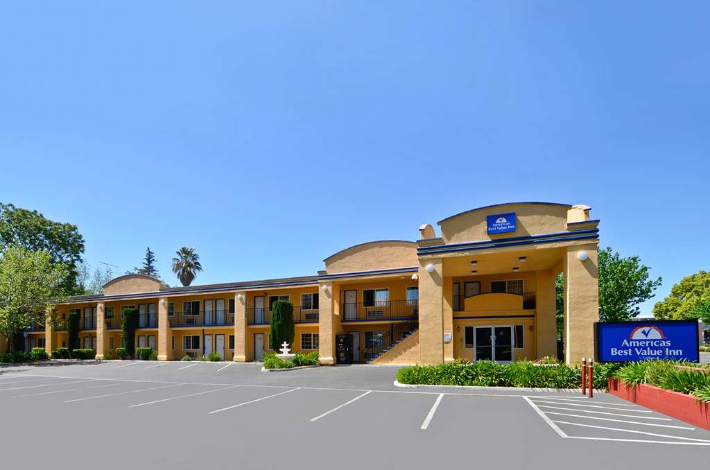 Americas Best Value Inn Chico - thumb 1