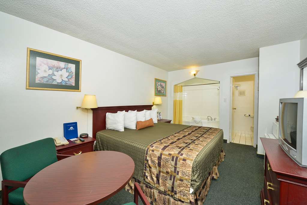 Americas Best Value Inn Chico - thumb 7