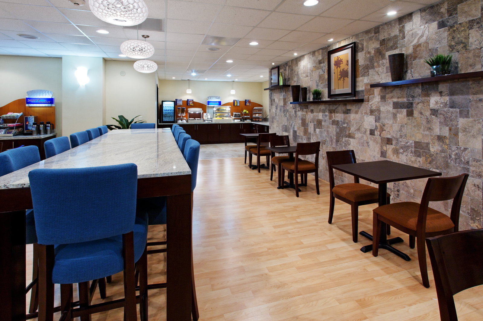 Holiday Inn Express Benicia - thumb 13