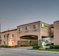Holiday Inn Express  Suites Santa Clara - Accommodation Alabama