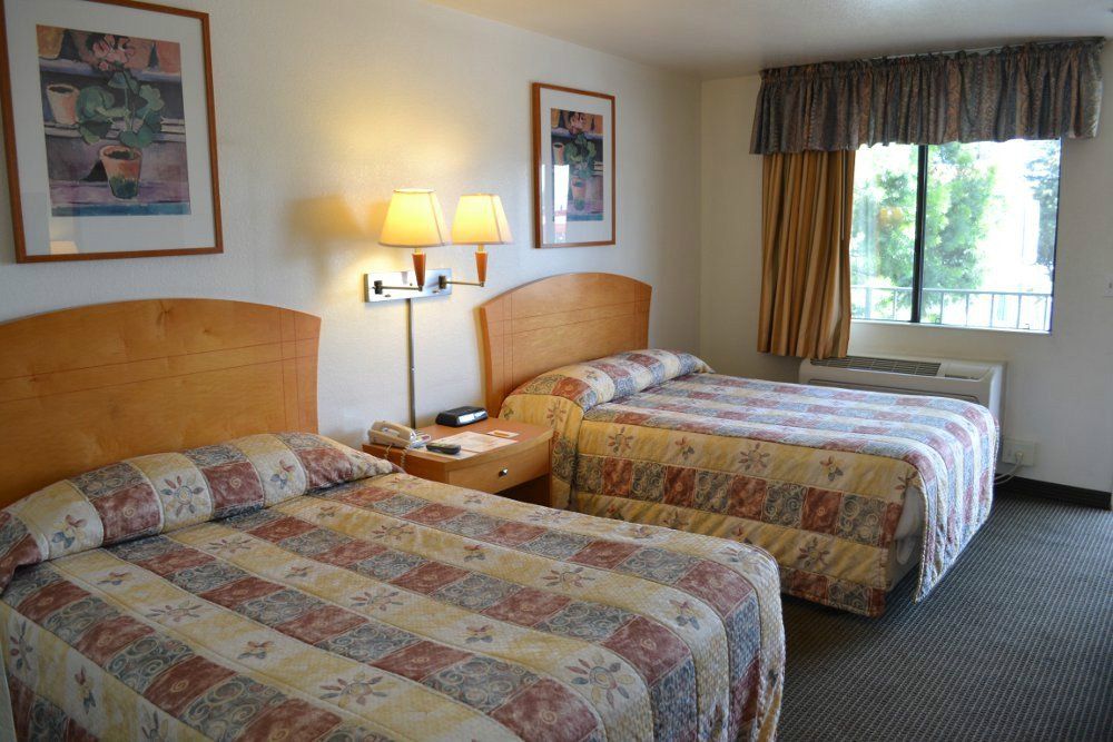 Vagabond Inn Fresno - thumb 2