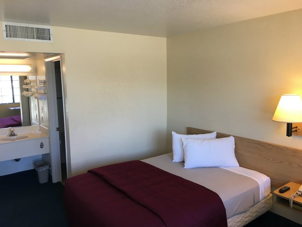 Vagabond Inn Buttonwillow North I-5 - thumb 4