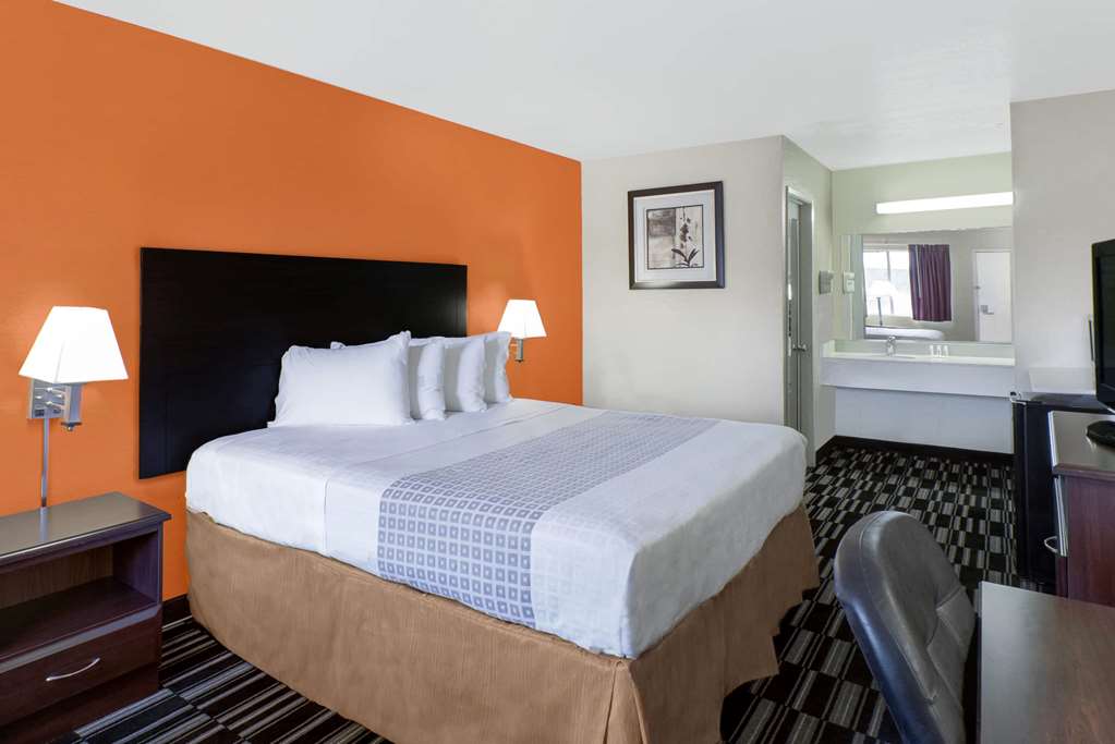 Howard Johnson Express Inn Modesto Ceres - thumb 5