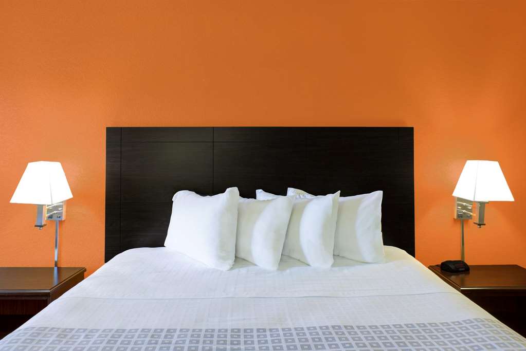 Howard Johnson Express Inn Modesto Ceres - thumb 7