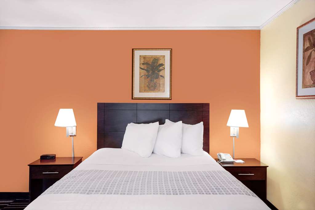 Howard Johnson Express Inn Modesto Ceres - thumb 13