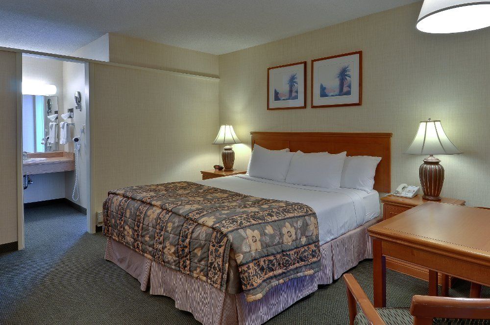 Vagabond Inn Ventura - thumb 7