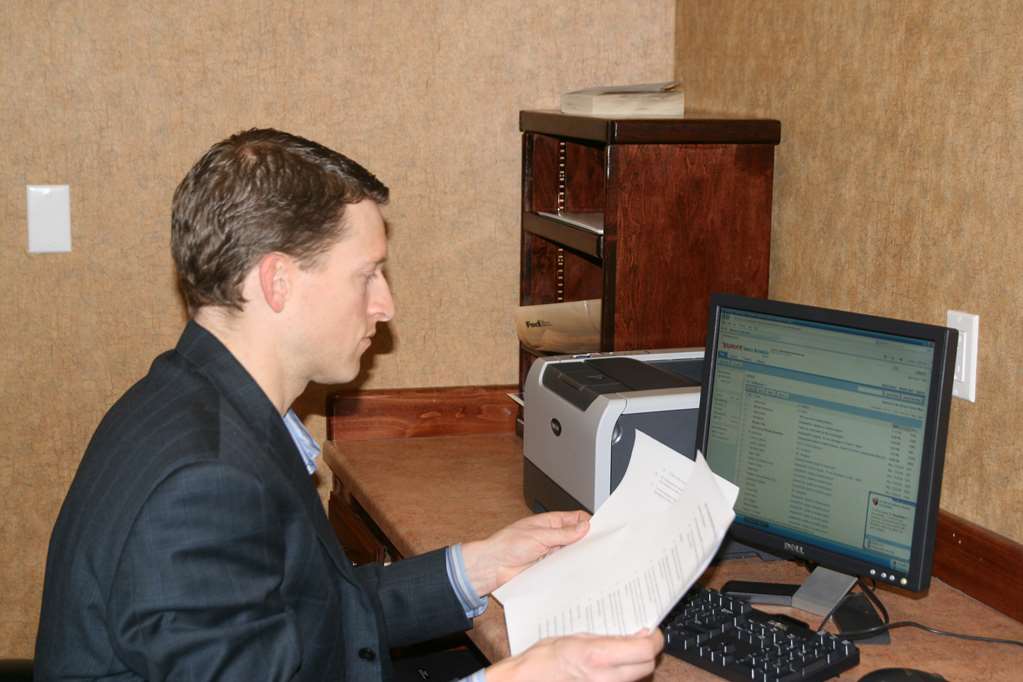 Hampton Inn & Suites Farmington - thumb 17