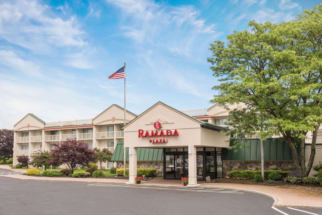 Ramada Plaza By Wyndham Portland - thumb 0