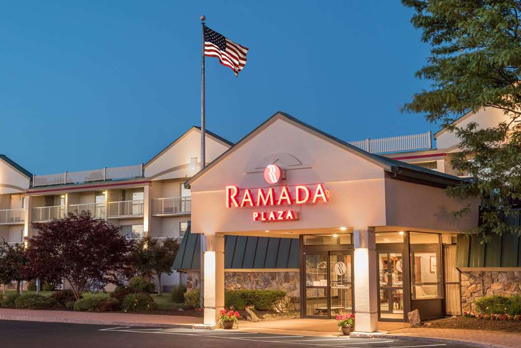 Ramada Plaza By Wyndham Portland - thumb 1