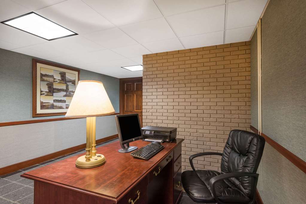 Ramada Plaza By Wyndham Portland - thumb 15