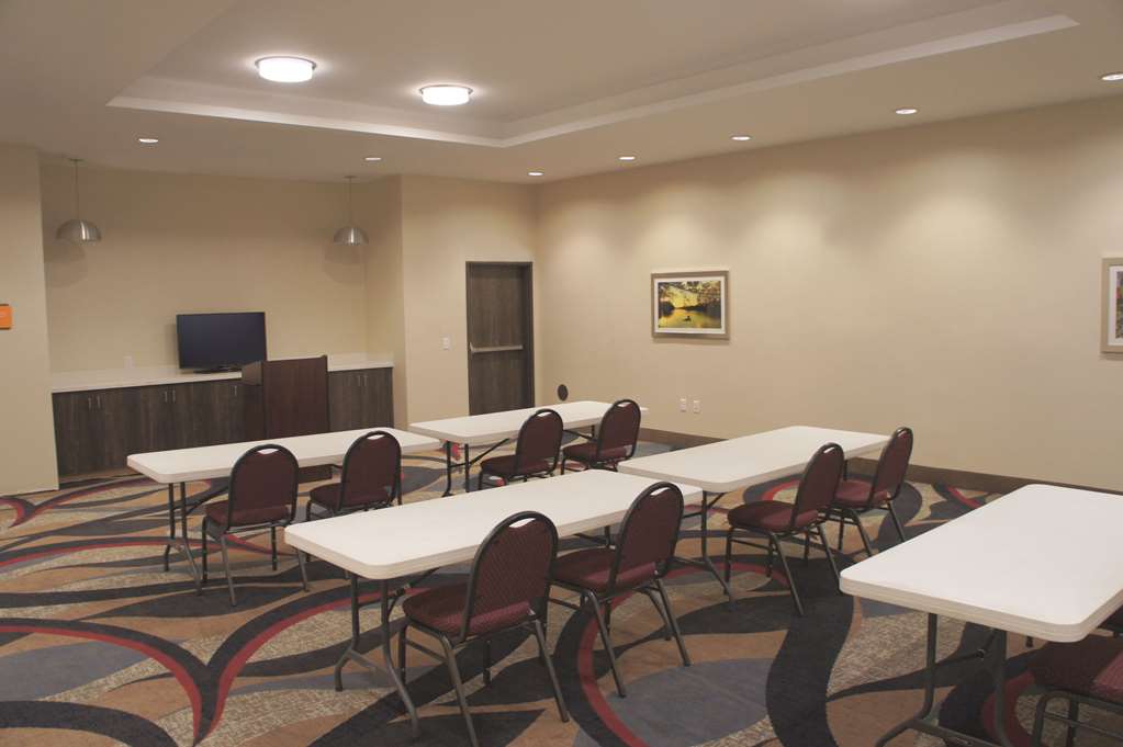 La Quinta Inn & Suites Tuscaloosa - thumb 9