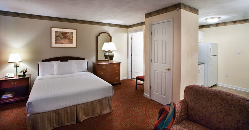 Luxbury Inn & Suites - thumb 1