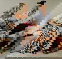 Private Photo Session with a Local Photographer in Hartford - Accommodation Alabama