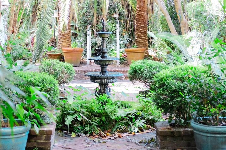 Genteel And Bard's Savannah History Walking Tour - thumb 2