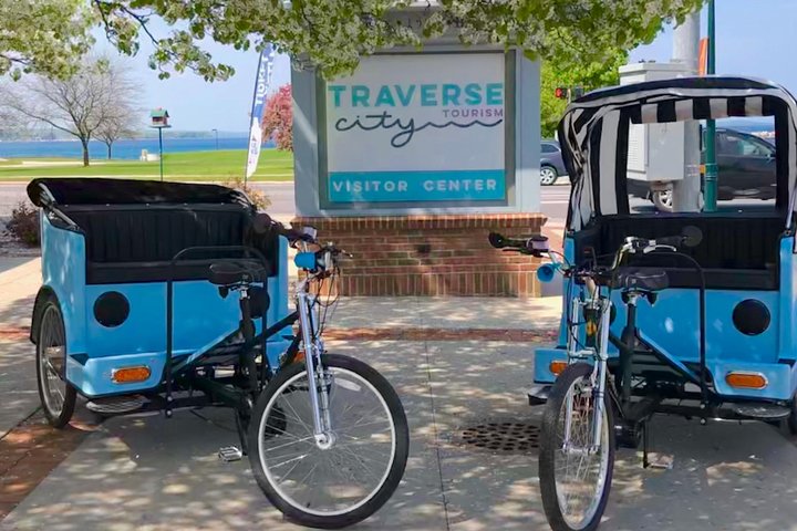 Hi-5 Rickshaw Tour Traverse City - First Thing You MUST Do in TC