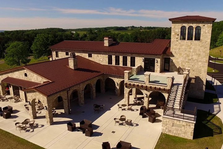 Private - Traverse City Winery OR Brewery Tour Locations - Group's Choice