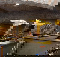 Ozark Craft Beverage - Wine  Shine Tour - Accommodation Alabama