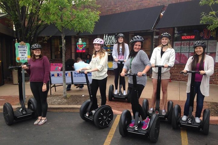 Kansas City Segway Tour: Country Club Plaza Area - thumb 2