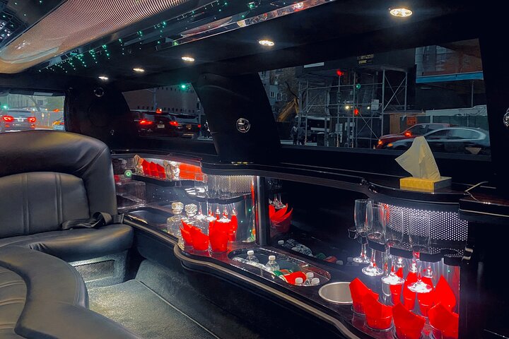 JFK Airport Stretch Limo Service - thumb 2