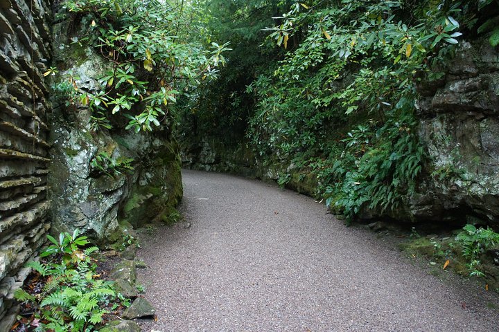 FALLINGWATER - America's UNESCO World Heritage Masterpiece! - thumb 2