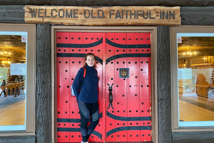 VIP Yellowstone And Grand Tetons Small Group Safari From Jackson WY - thumb 4